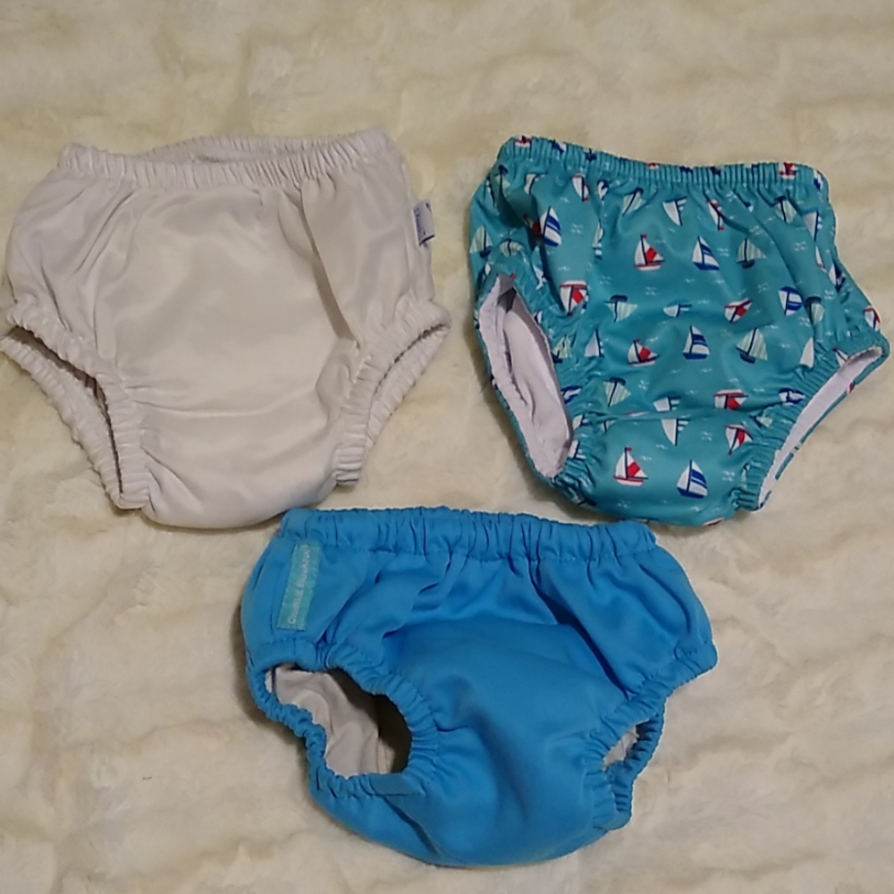 Set of cloth swim diapers